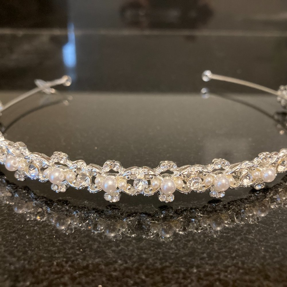 Dainty Bridal Headband
